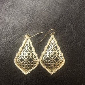 Kendra Scott Addie Drop Gold Filigree